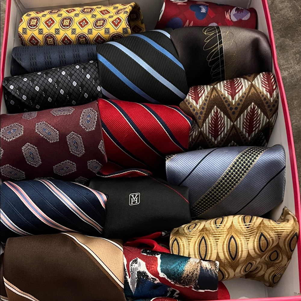 Stylish Men's Tie Set in Assorted Colors